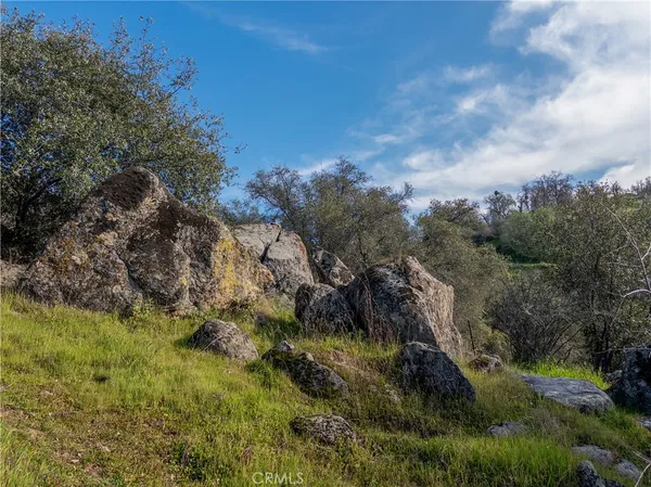 $419,000 | 38758 Aster Lane, Squaw Valley, CA 93675