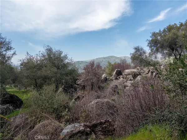 $419,000 | 38758 Aster Lane, Squaw Valley, CA 93675