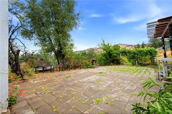 $400,000 | 38758 Aster Lane, Squaw Valley, CA 93675