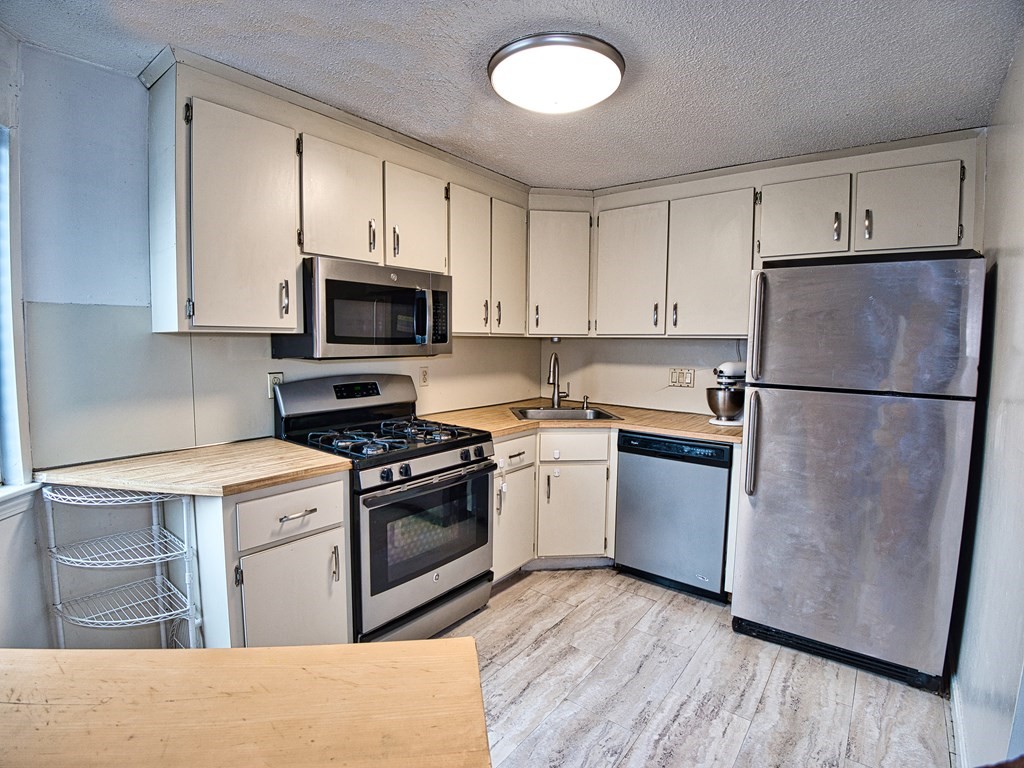 91 Mountain Gate Road, Unit 91 Ashland, MA 01721 - Photo 6 of 32 Gallery Image 6
