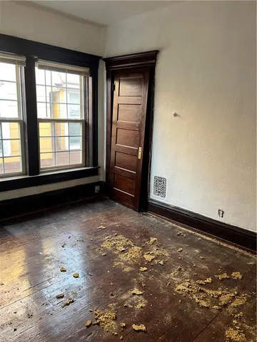 $170,000 | 2327 Park Avenue, Kansas City, MO 64127