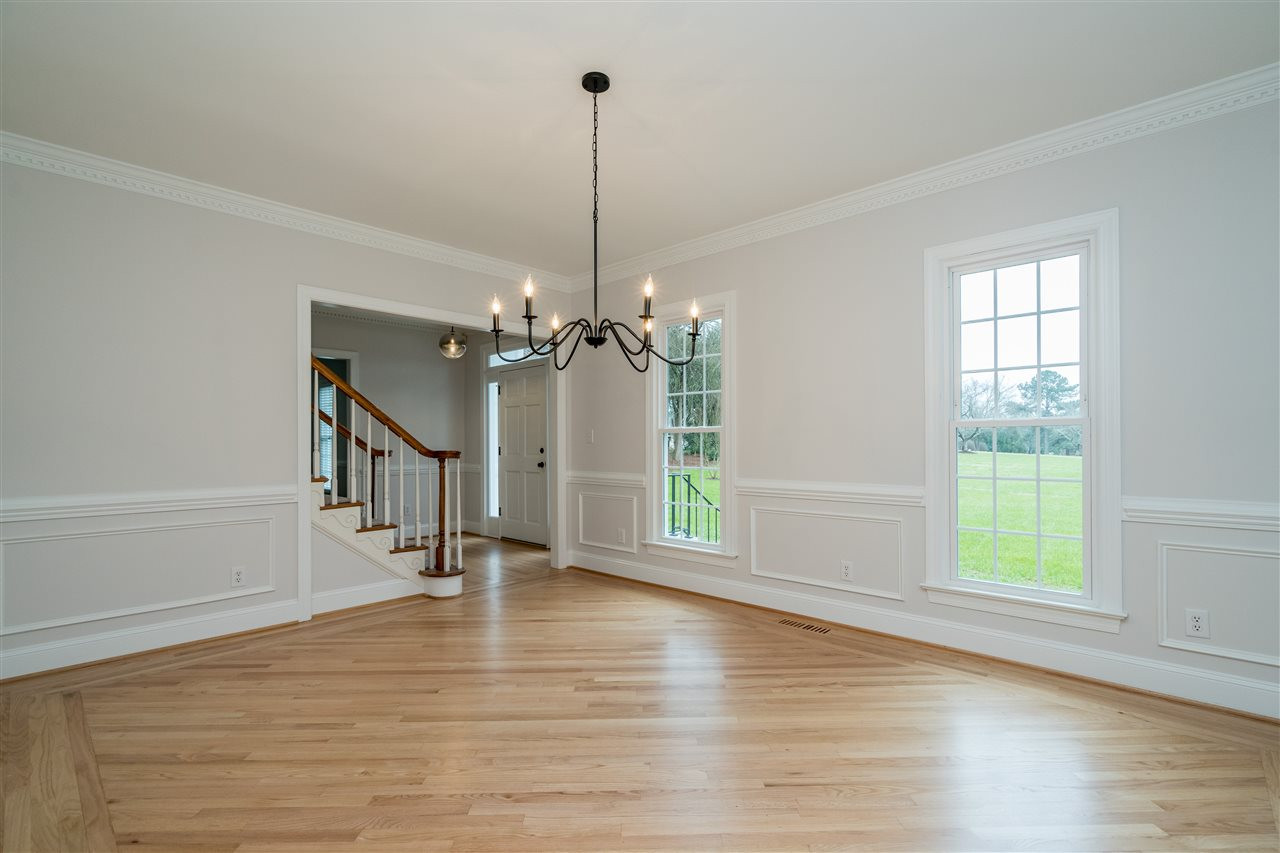 6916 Darcy Lane Raleigh, NC 27606 - Photo 3 of 30 Dining Room