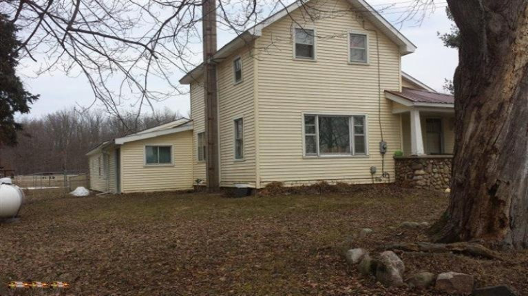 11555 R-Drive South Burlington, MI 49029 - Photo 1 of 13 Primary Photo