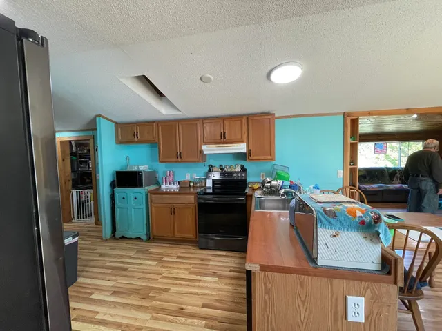 $275,000 | 19 Back Ashuelot Road, Winchester, NH 03441