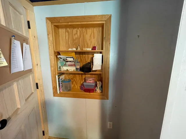 $275,000 | 19 Back Ashuelot Road, Winchester, NH 03441