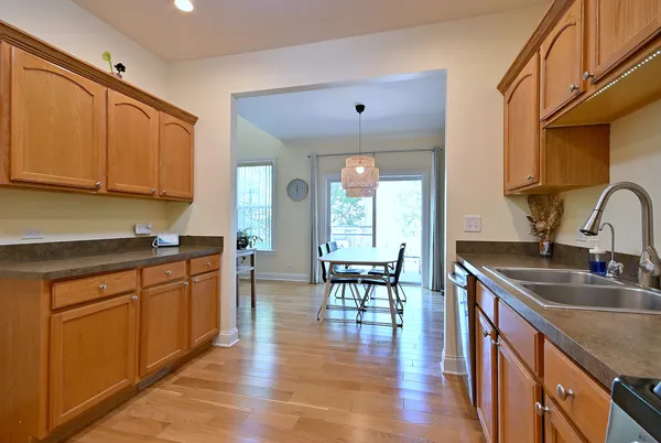 $350,000 | 967 Oak Ridge Boulevard, Elgin, IL 60120