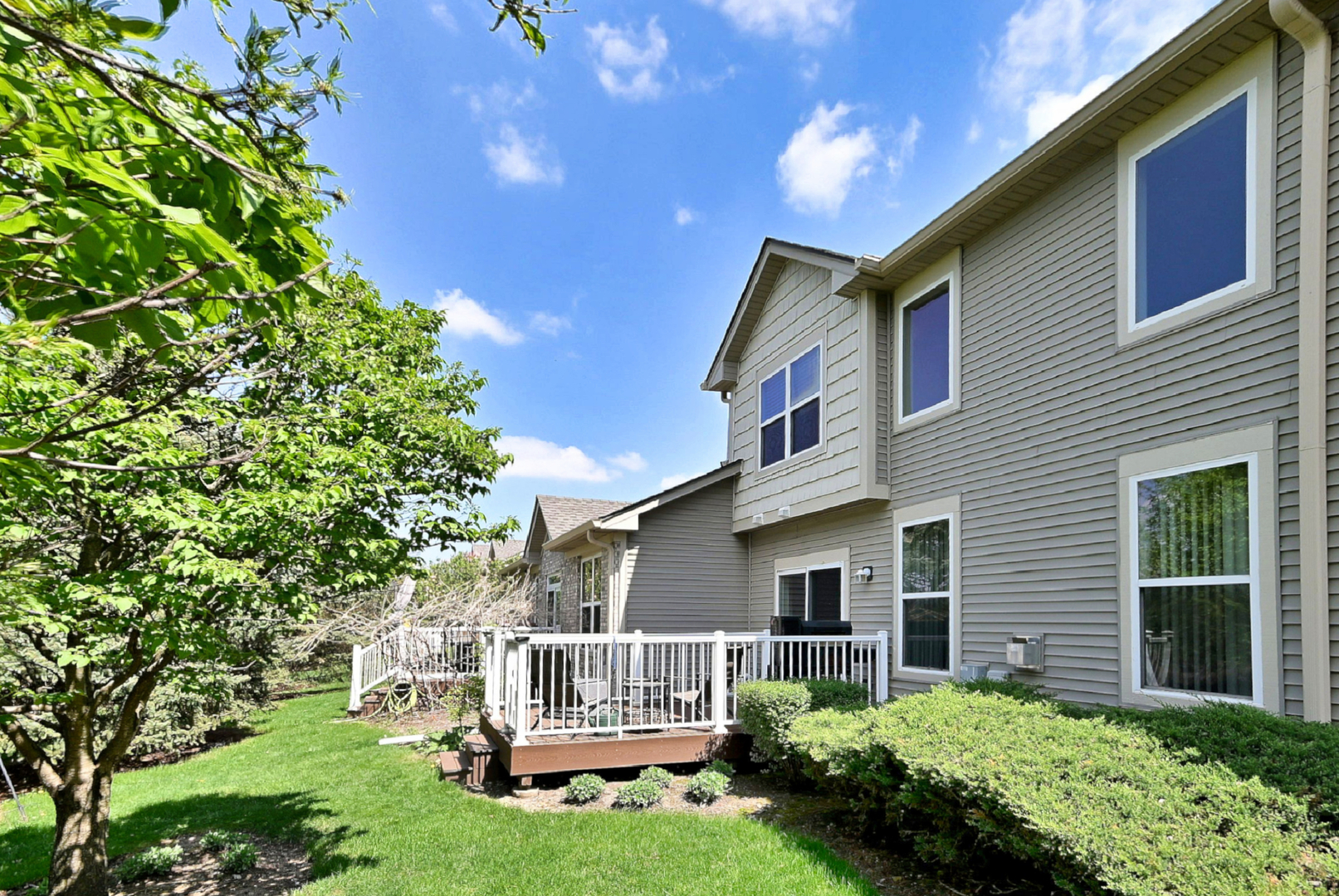 967 Oak Ridge Boulevard Elgin, IL 60120 - Photo 28 of 30