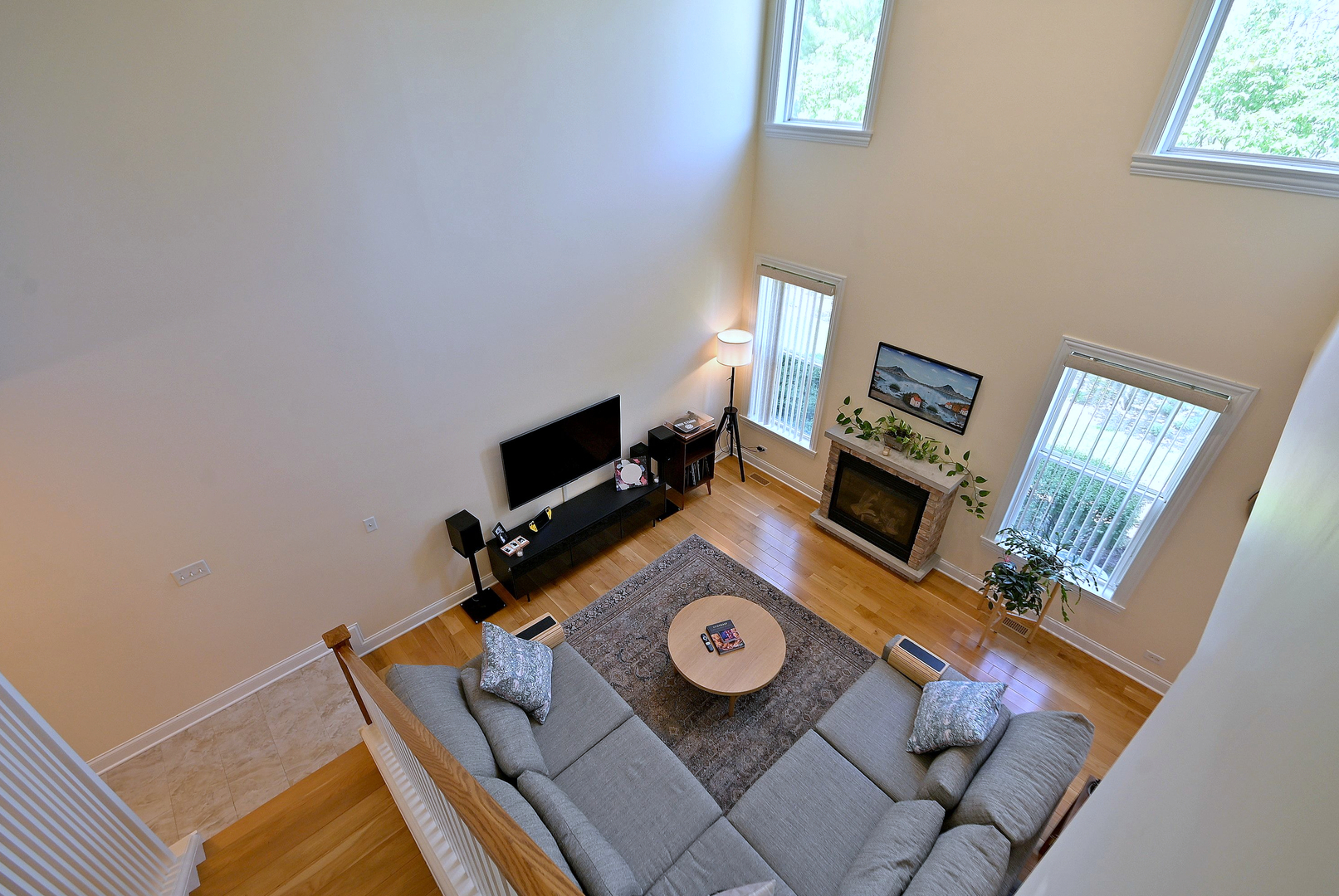 967 Oak Ridge Boulevard Elgin, IL 60120 - Photo 7 of 30