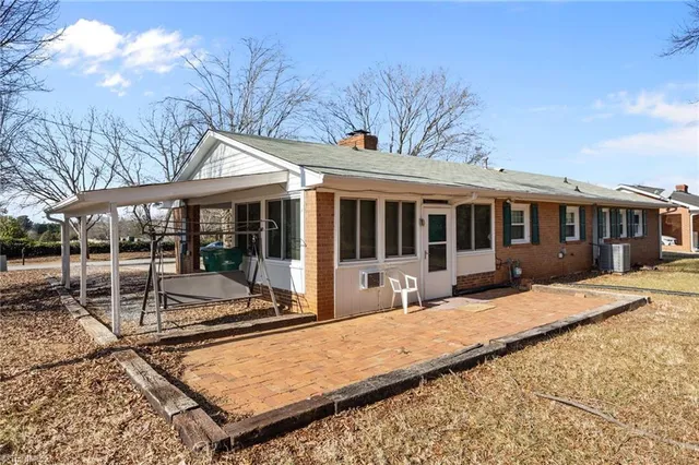 $255,000 | 3805 Littlebrook Drive, Clemmons, NC 27012