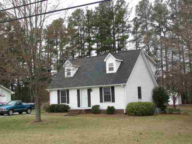 412 Quincy Road Seneca, SC 29678 - Photo 2 of 16 Gallery Image 2