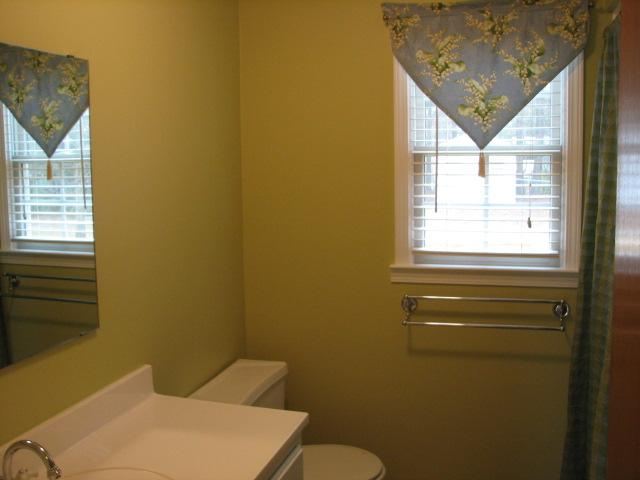 412 Quincy Road Seneca, SC 29678 - Photo 10 of 16 Gallery Image 10