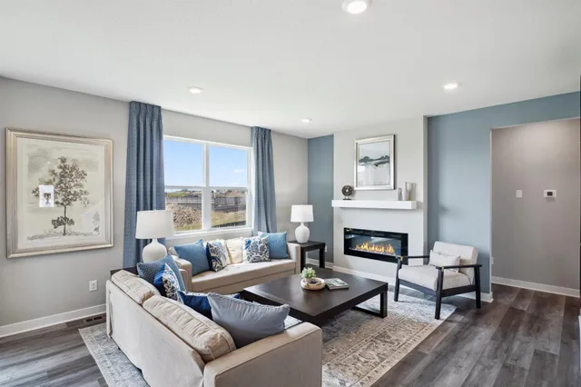 $469,990 | 1010 Goldenrod Trail, Waconia, MN 55387