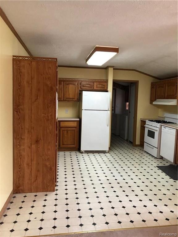 431 East Elm Canton, MI 48187 - Photo 4 of 17