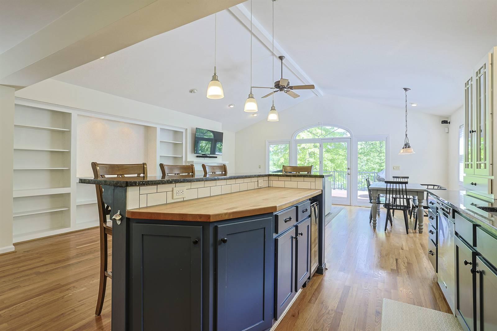 1067 Lawton Road Covington, KY 41011 - Photo 4 of 48