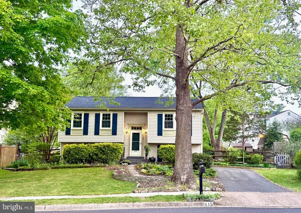$648,900 | 515 Worchester Street, Herndon, VA 20170