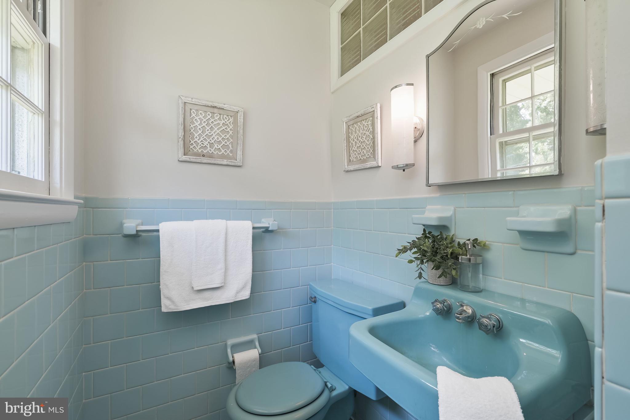 61 Belfast Road Lutherville-Timonium, MD 21093 - Photo 21 of 36 Primary Bathroom