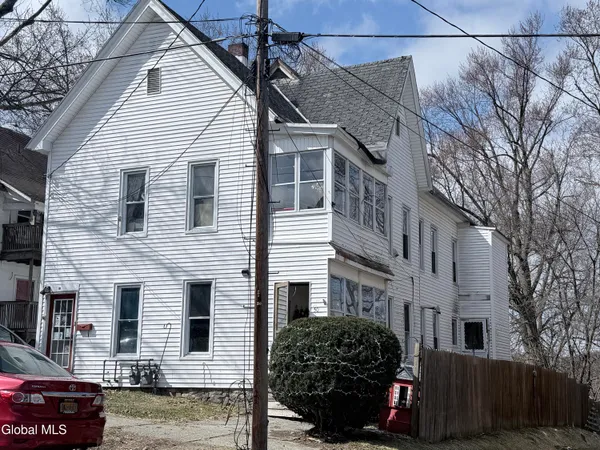 $199,900 | 50 Montgomery Street, Gloversville, NY 12078