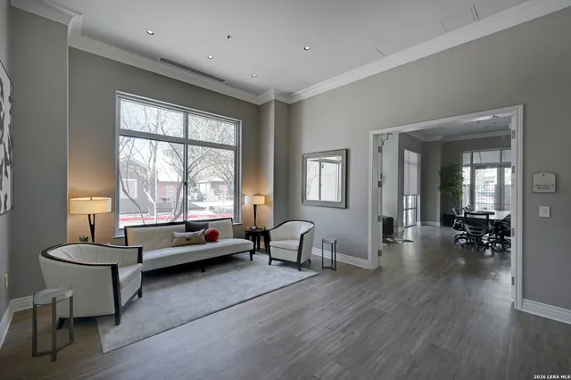 $3,900 | 215 Center Street, Unit 311, San Antonio, TX 78202