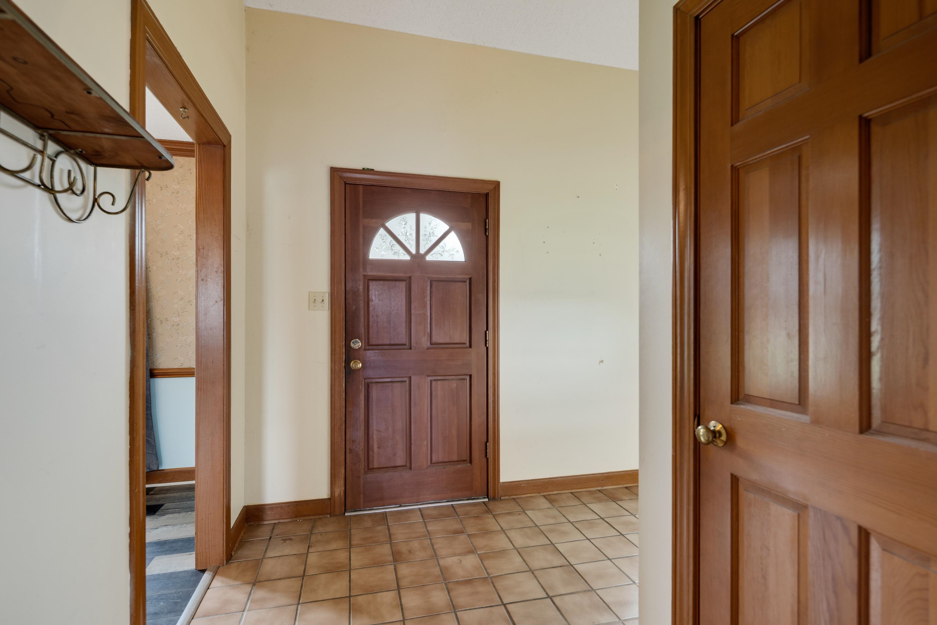 675 South Collierville Arlington Road Collierville, TN 38017 - Photo 4 of 27 Gallery Image 4