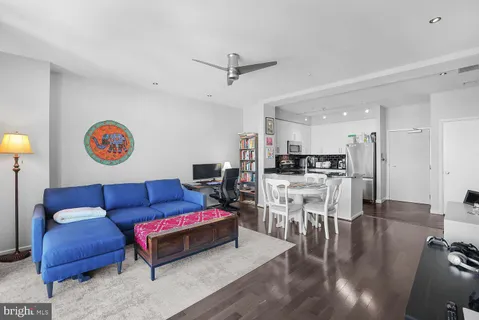$550,000 | 437 New York Avenue Northwest, Unit 1209, Washington, DC 20001