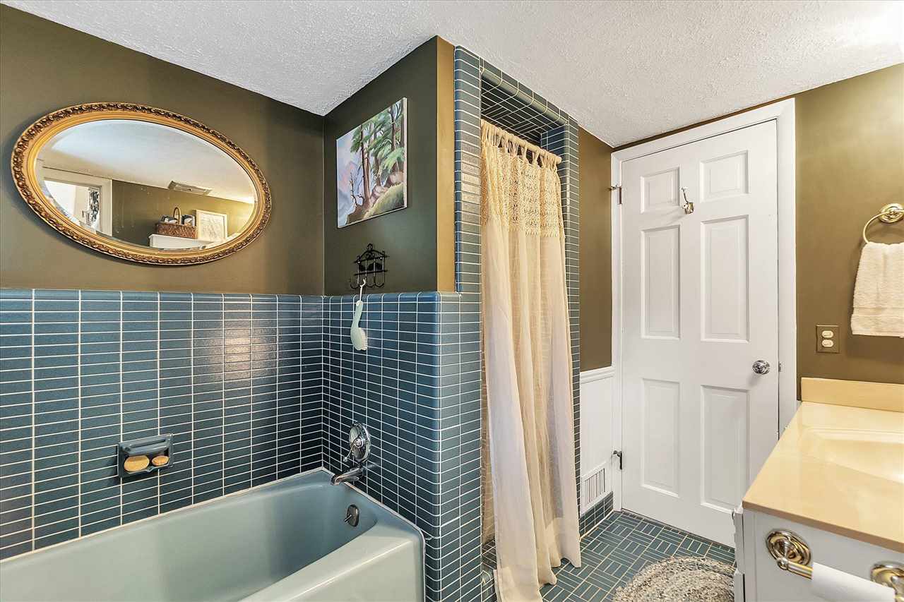 6291 Linden Road Fenton, MI 48430 - Photo 18 of 65