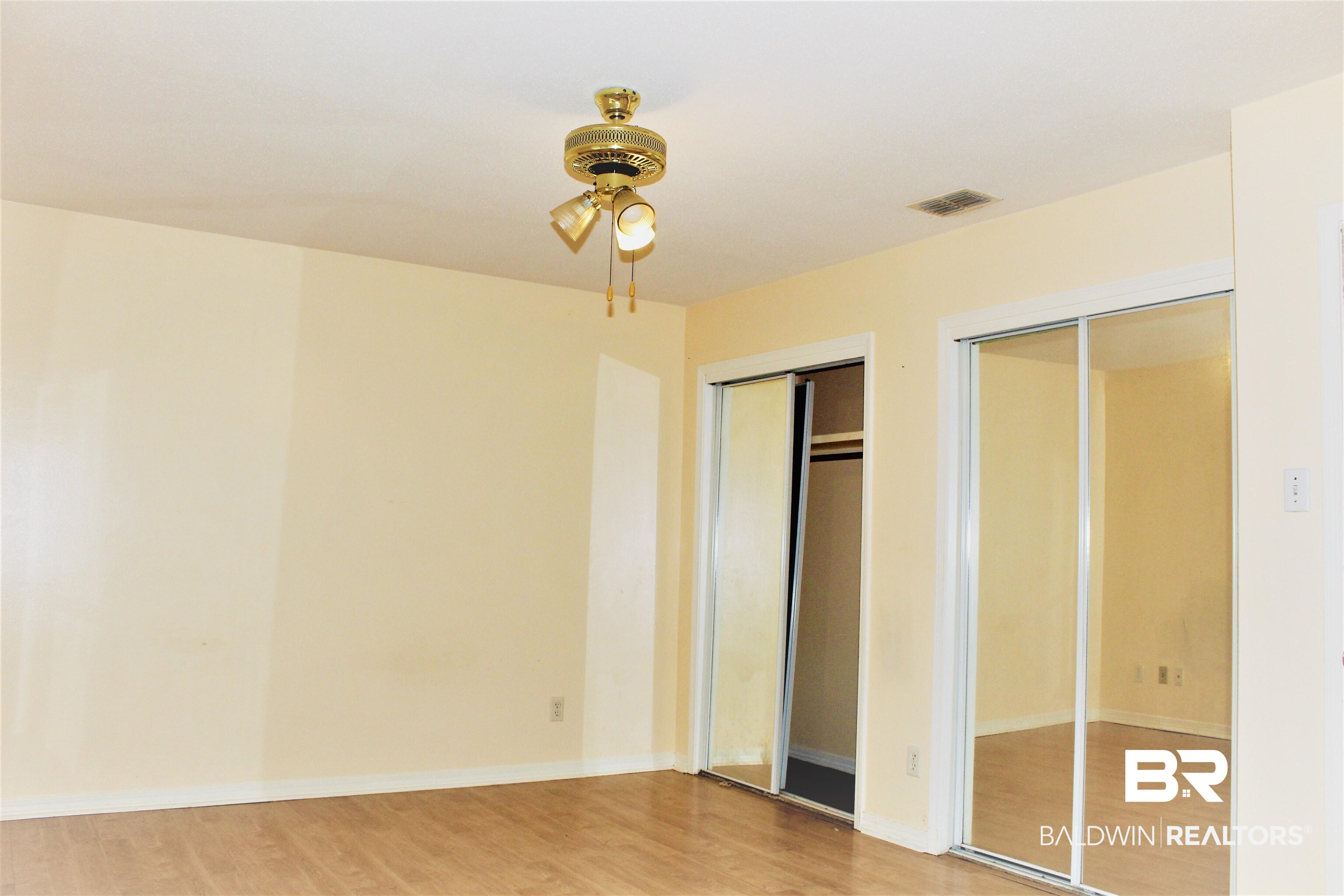4251 Schillinger Road South Mobile, AL 36619 - Photo 16 of 38
