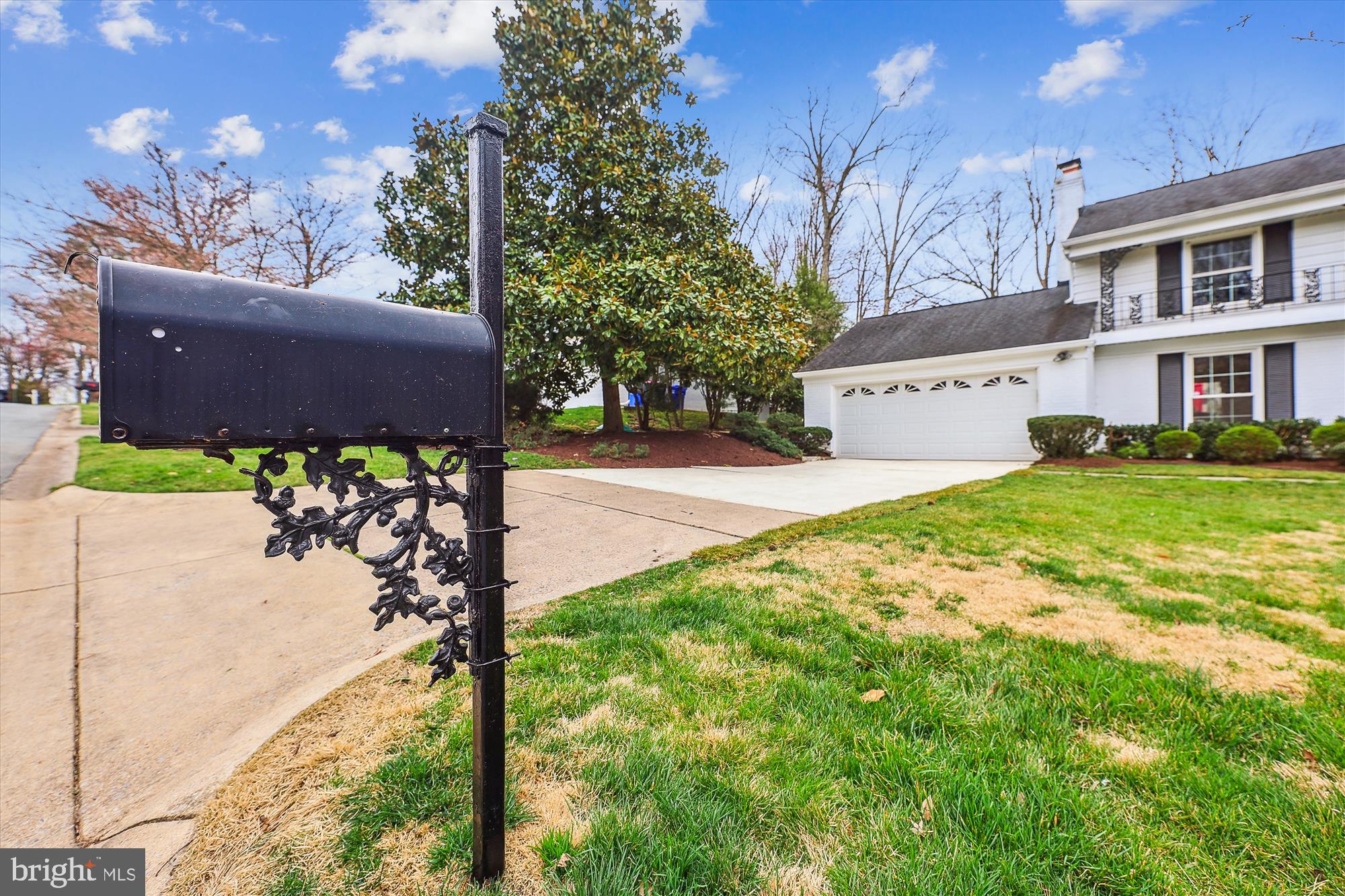 8500 Fox Run Potomac, MD 20854 - Photo 58 of 61 Driveway