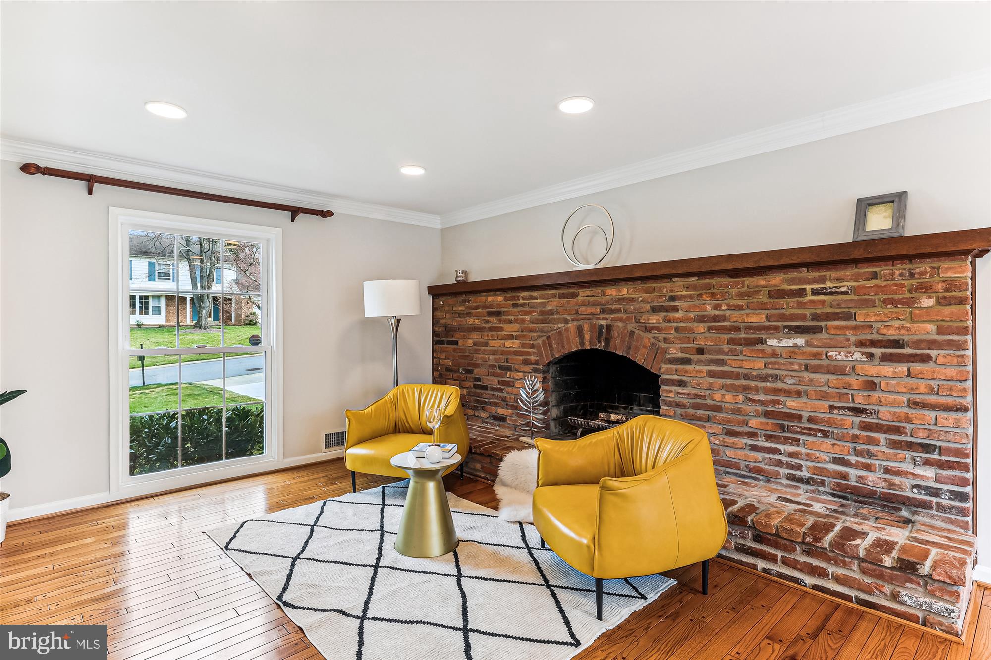 8500 Fox Run Potomac, MD 20854 - Photo 7 of 61 Family Room