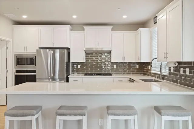 $699,950 | 2905 Zinnia Way, Lodi, CA 95242