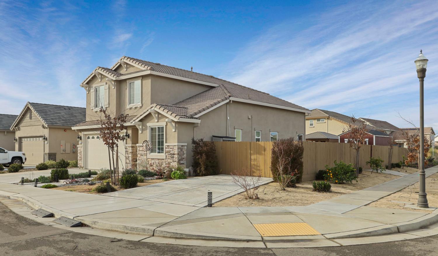 2905 Zinnia Way Lodi, CA 95242 - Photo 3 of 47 a front view of a house