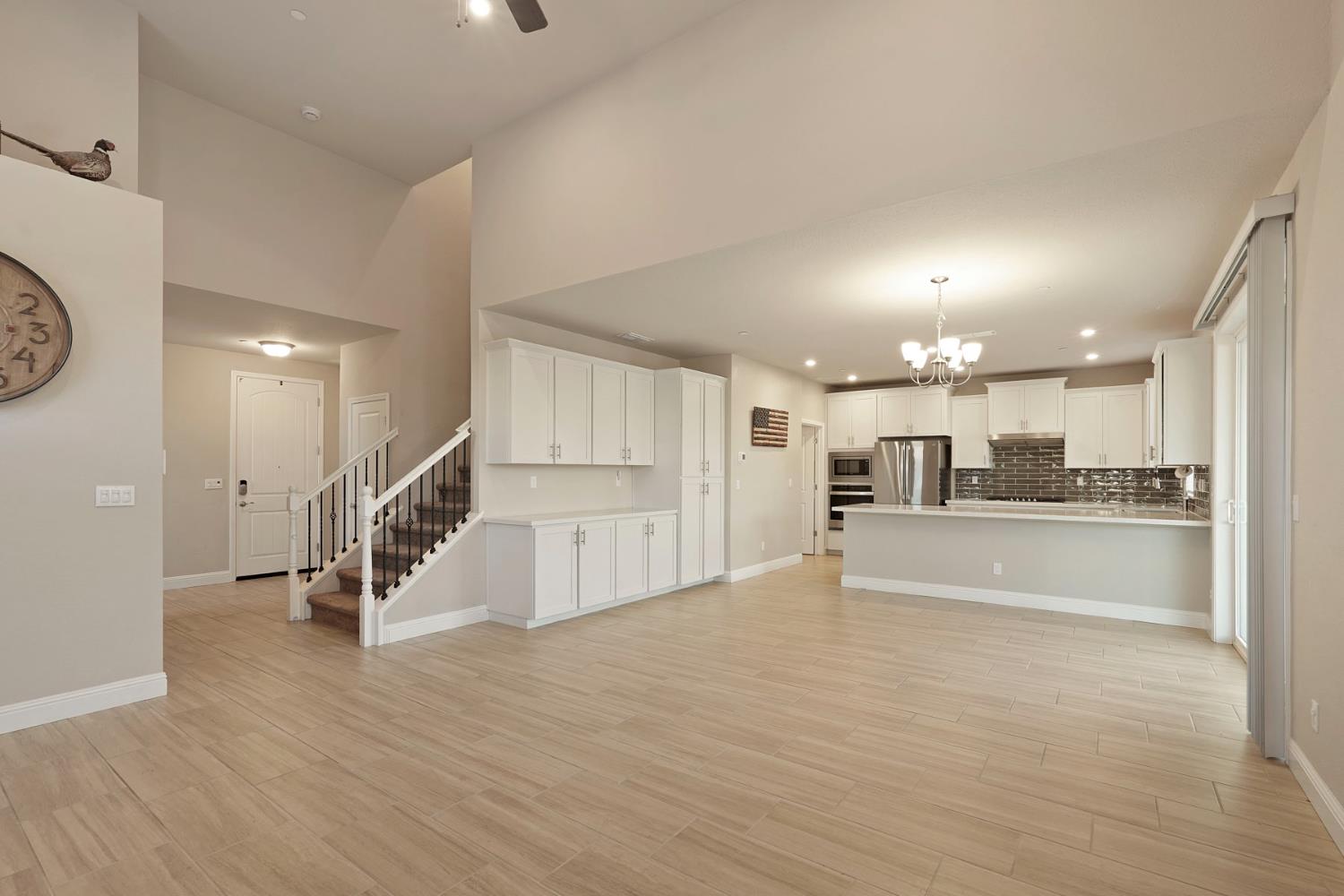 2905 Zinnia Way Lodi, CA 95242 - Photo 5 of 46