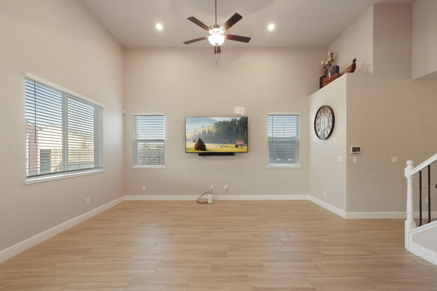 2905 Zinnia Way Lodi, CA 95242 - Photo 7 of 46