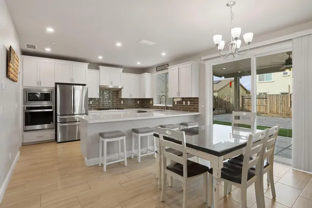$699,950 | 2905 Zinnia Way, Lodi, CA 95242