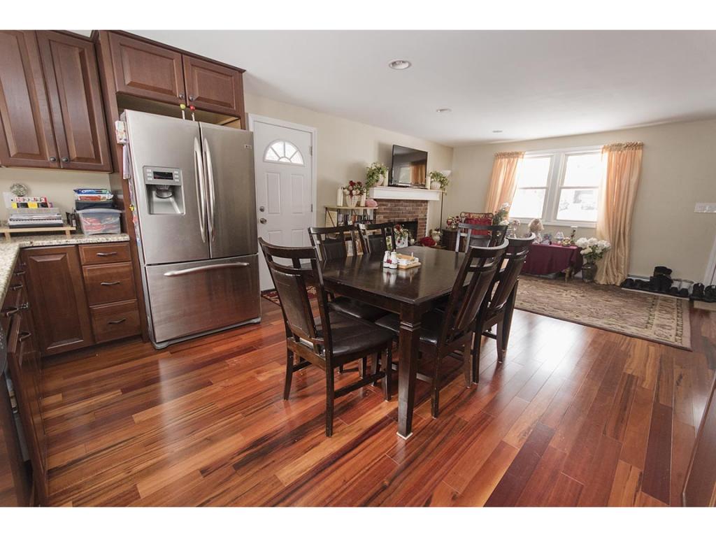 16 Phillipswood Road Sandown, NH 03873 - Photo 2 of 34