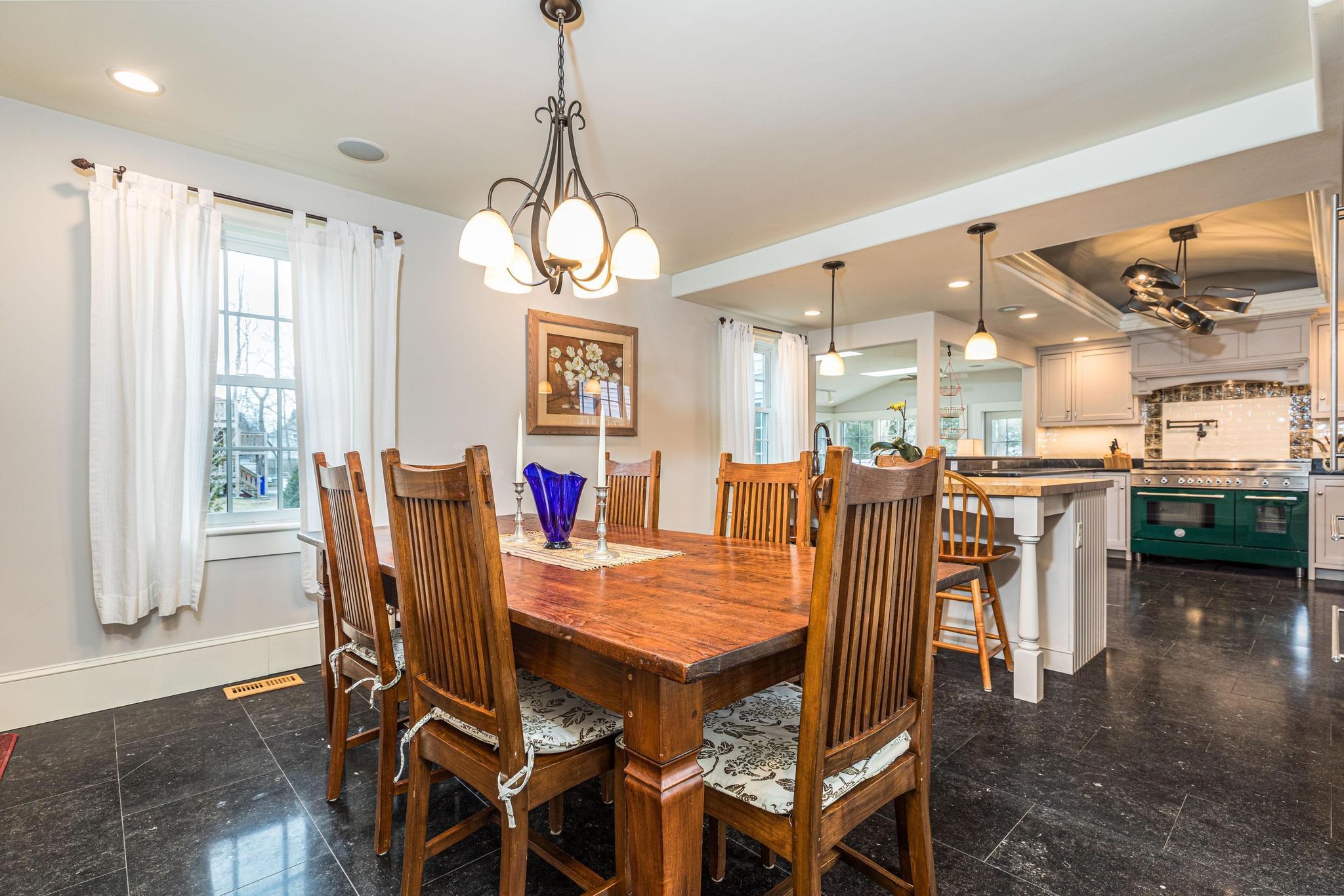 69 Court Street Exeter, NH 03833 - Photo 12 of 46