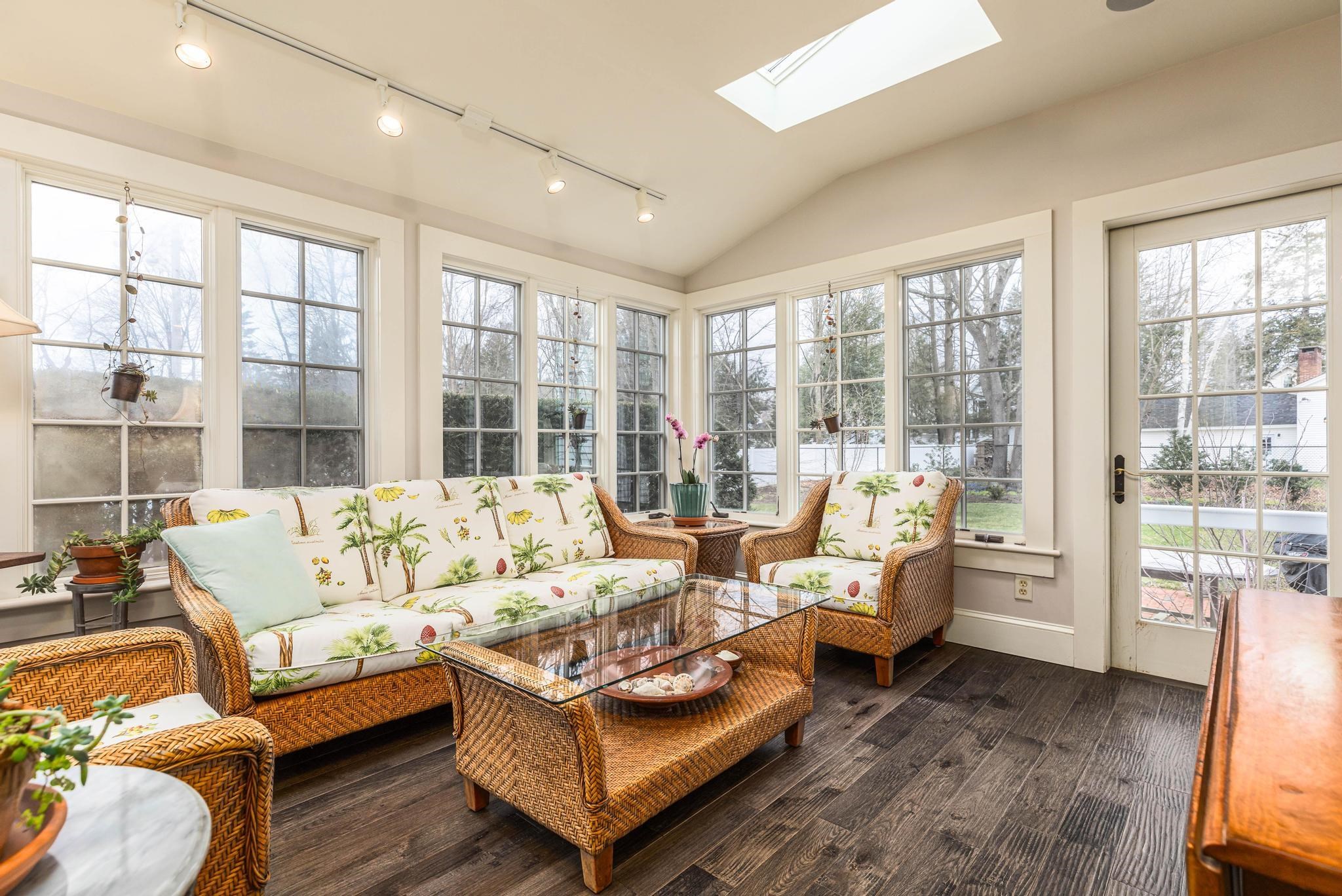 69 Court Street Exeter, NH 03833 - Photo 14 of 46