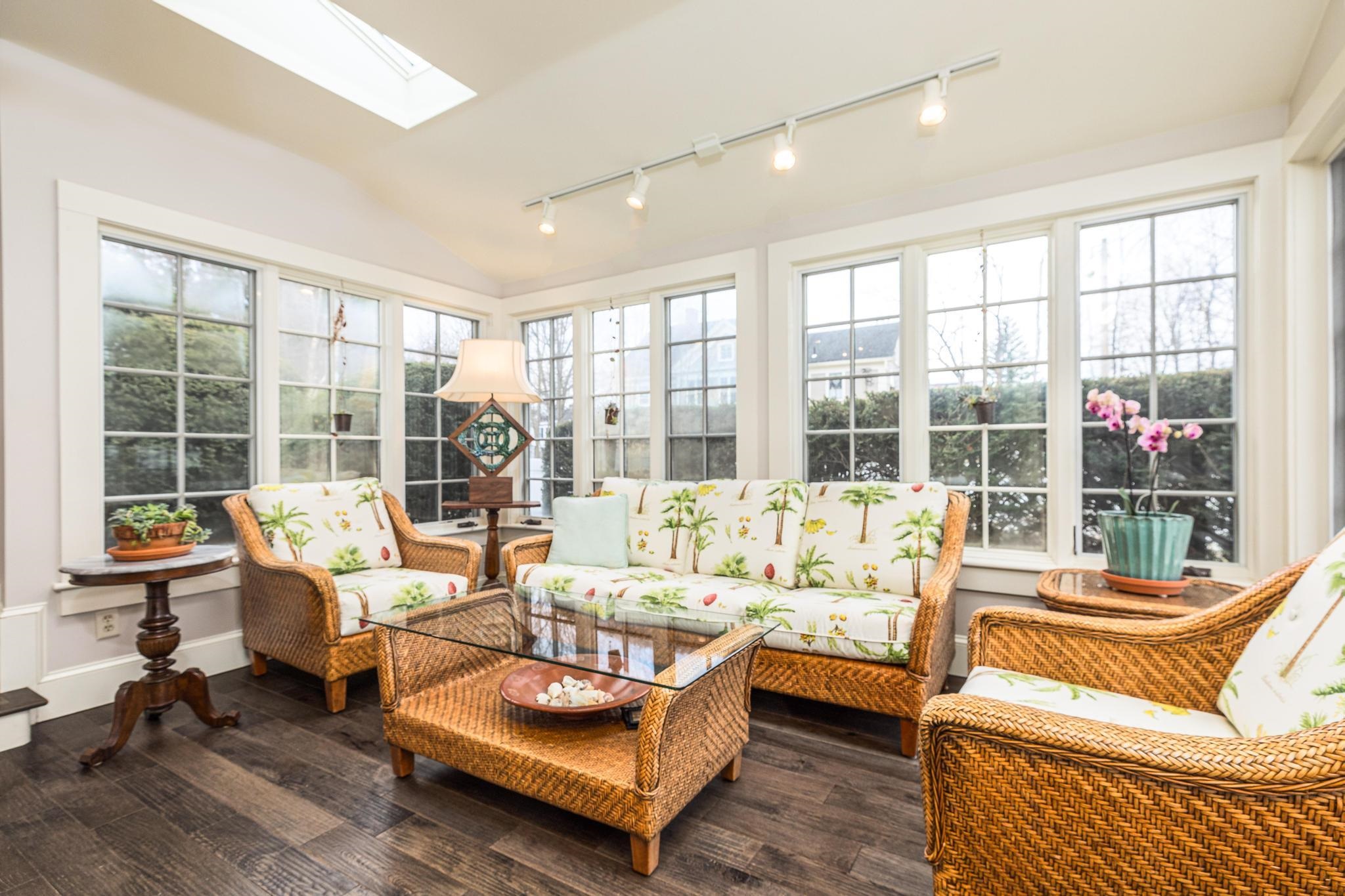 69 Court Street Exeter, NH 03833 - Photo 15 of 46