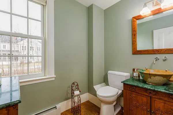 $7,500 | 69 Court Street, Exeter, NH 03833