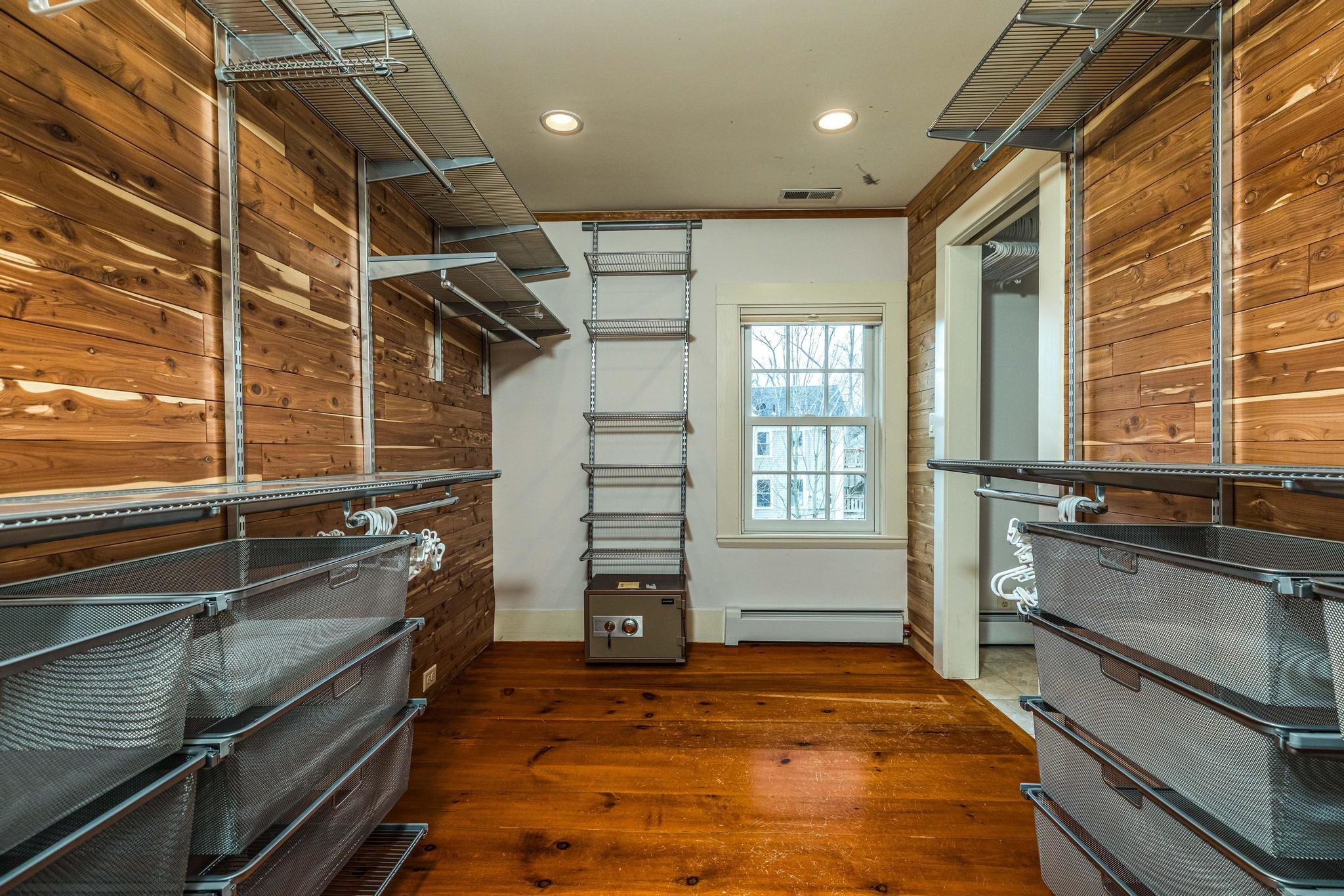 69 Court Street Exeter, NH 03833 - Photo 37 of 46