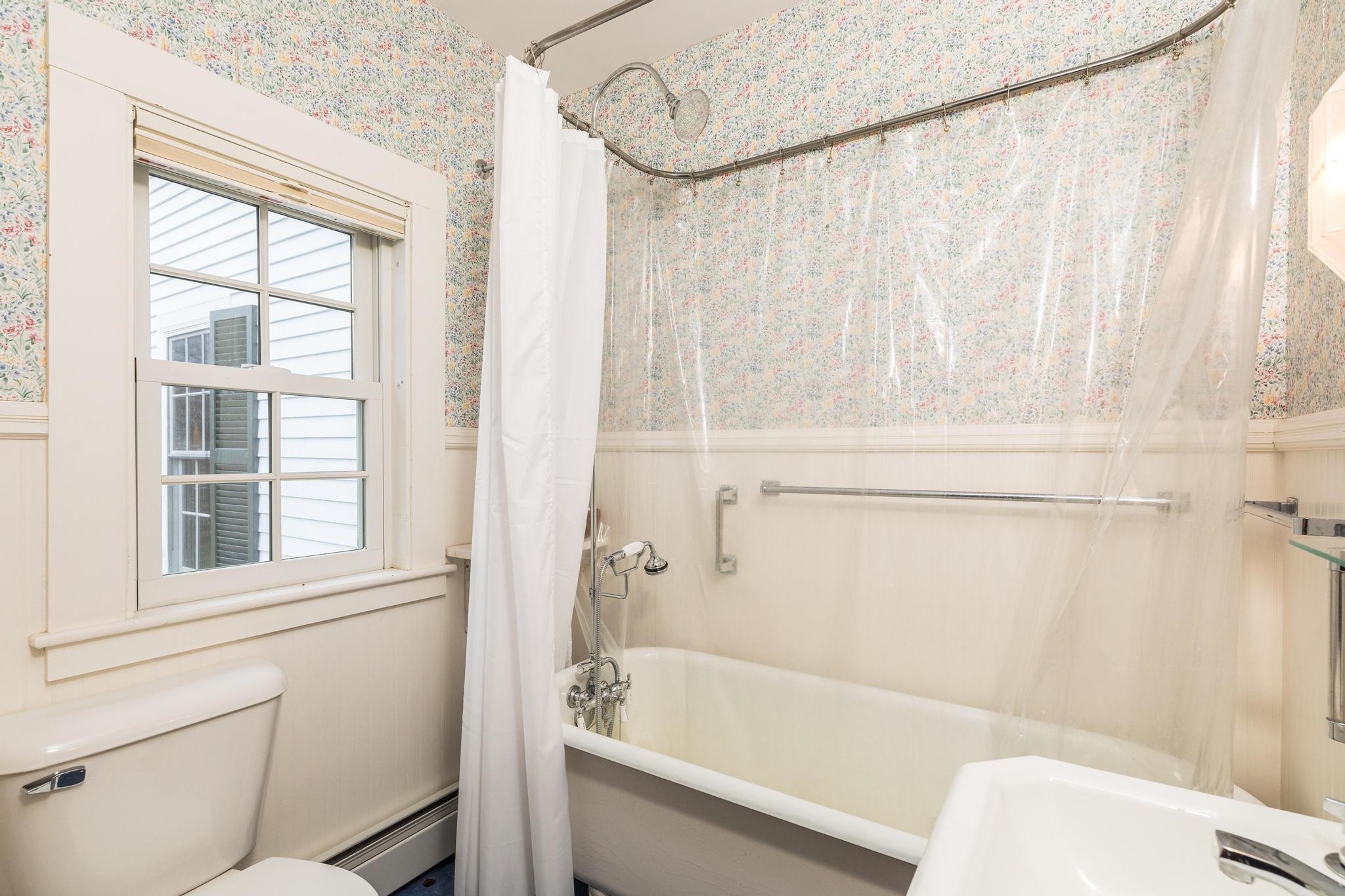 69 Court Street Exeter, NH 03833 - Photo 44 of 46