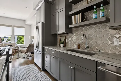 $935,000 | 206 South 10th Street, Nashville, TN 37206