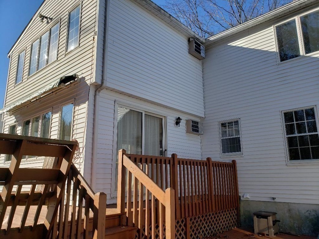 22 Marshall Road Natick, MA 01760 - Photo 8 of 38 Gallery Image 8