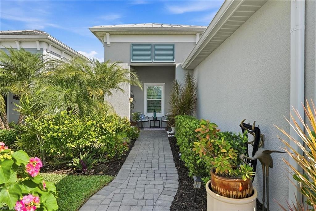 2318 Marquesa Circle Naples, FL 34112 - Photo 2 of 28