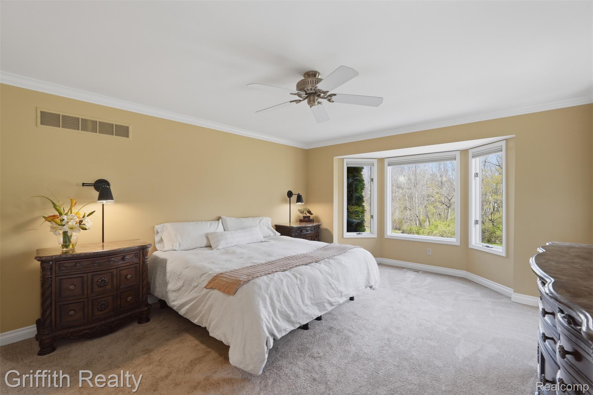 7253 Summit Ridge Brighton, MI 48116 - Photo 23 of 67 Entry Level Primary Suite