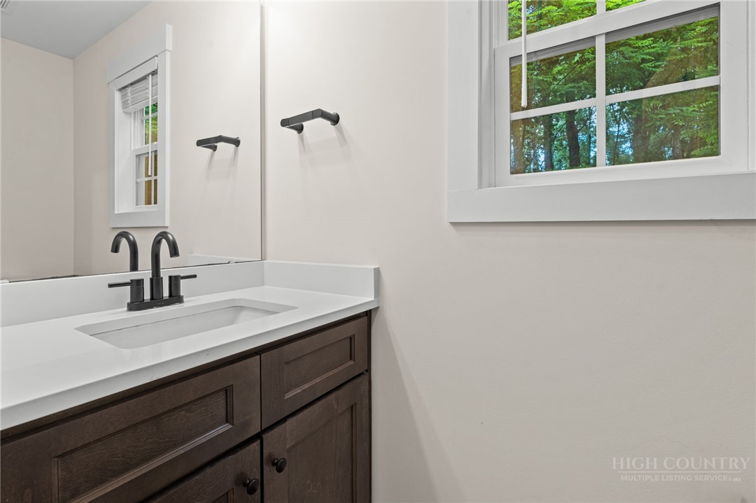 236 Stratford Lane Boone, NC 28607 - Photo 14 of 32