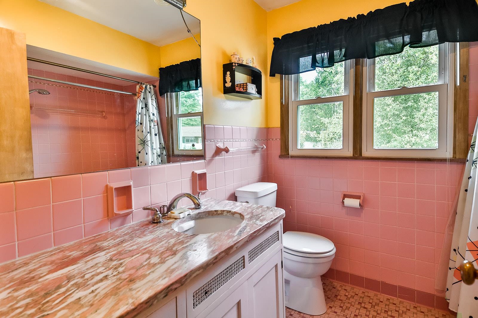 2512 Guilford Road Rockford, IL 61107 - Photo 11 of 29 Gallery Image 11
