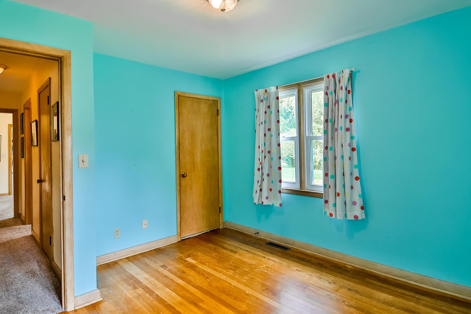 2512 Guilford Road Rockford, IL 61107 - Photo 14 of 29 Gallery Image 14