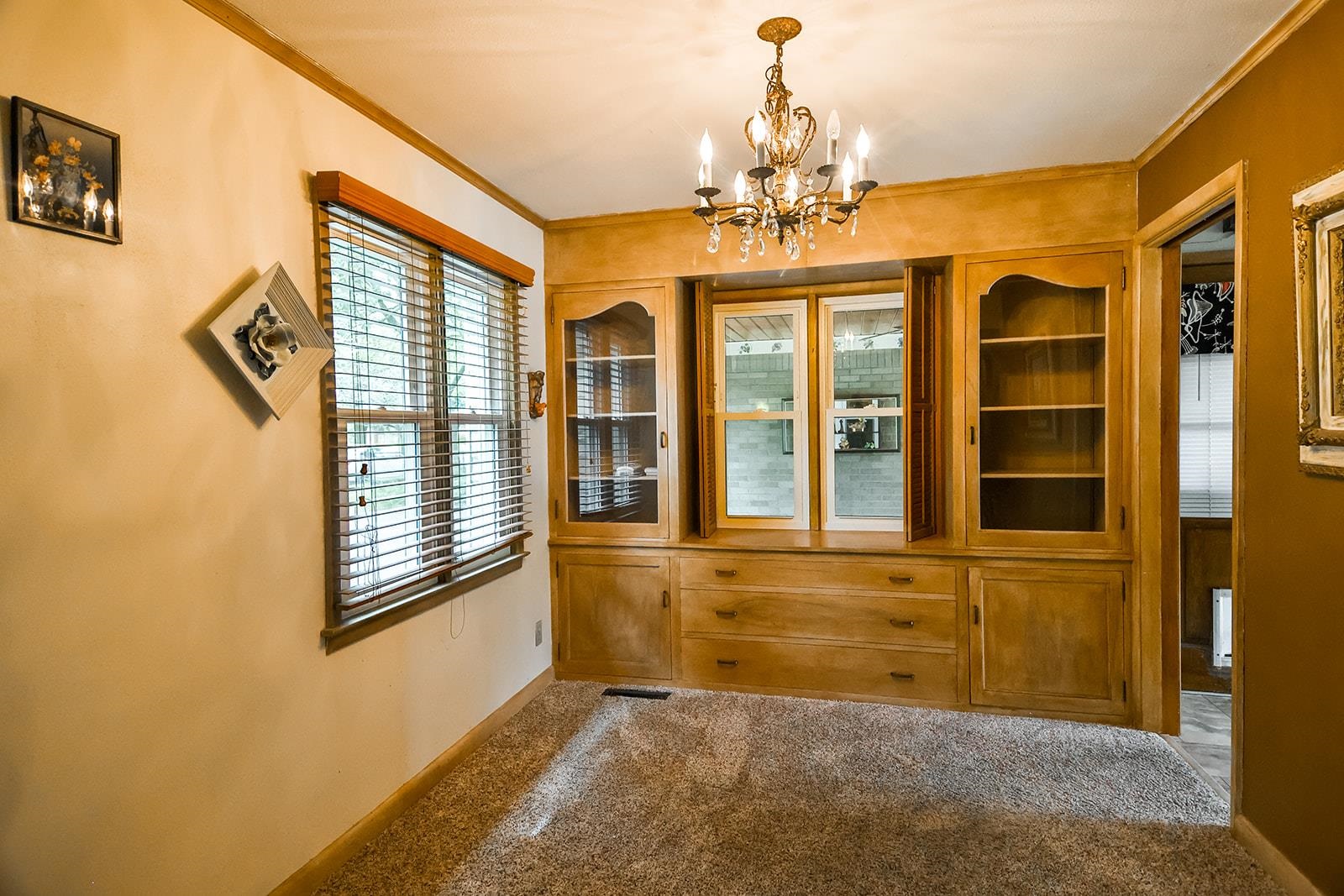 2512 Guilford Road Rockford, IL 61107 - Photo 24 of 29 Gallery Image 24