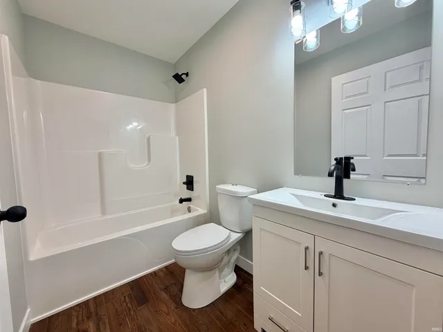 $187,900 | 559 Northwest 3rd Street, Linton, IN 47441