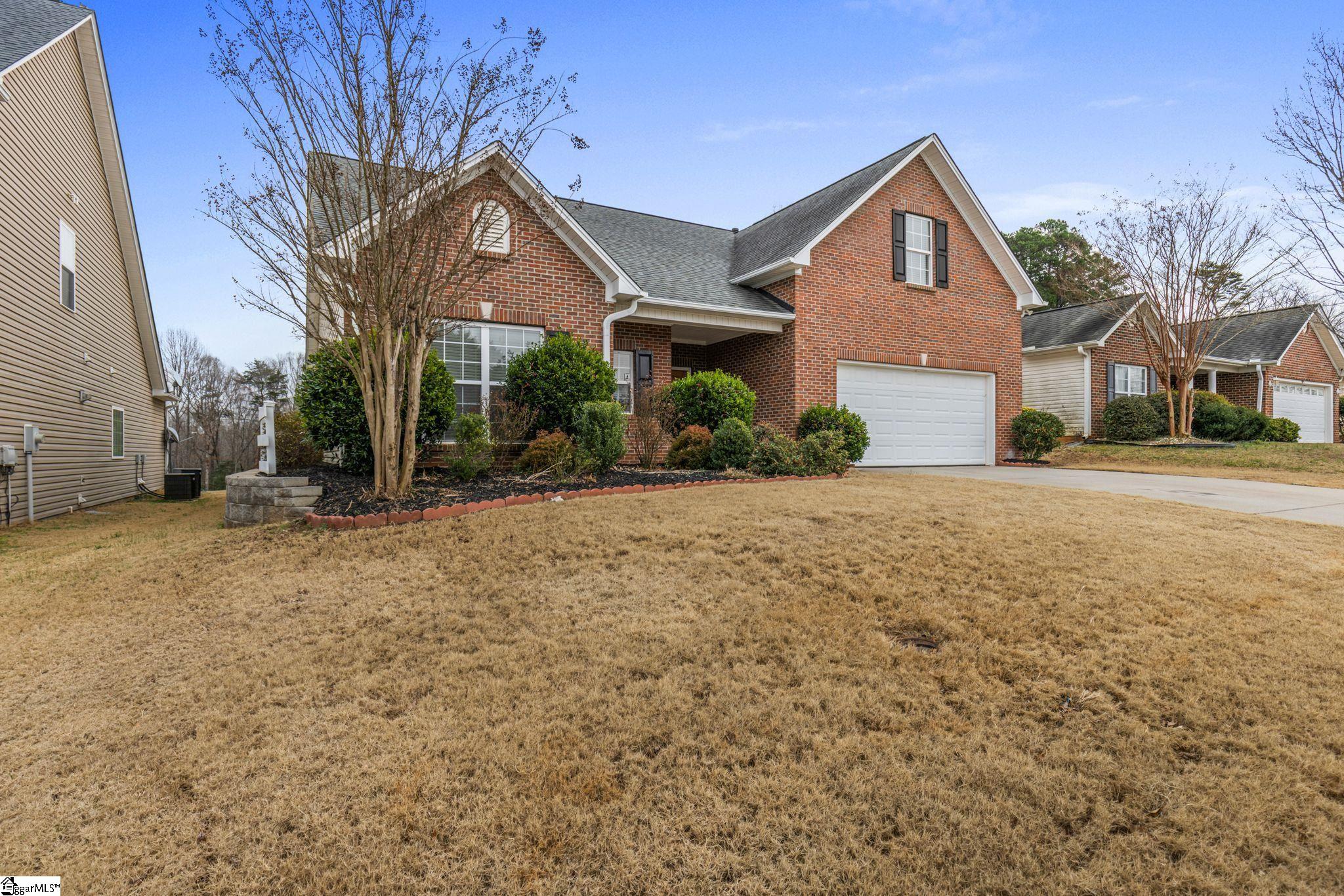 704 Center Road Taylors, SC 29687 - Photo 3 of 36